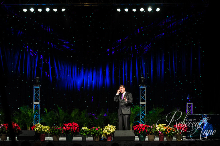 Bob Kittell, Motivational Speaker, Finance, Increasing Wealth, Memory System, Lead and Succeed, Orator, Speaking, Stage, Prime Osborne Center, Jacksonville, Florida